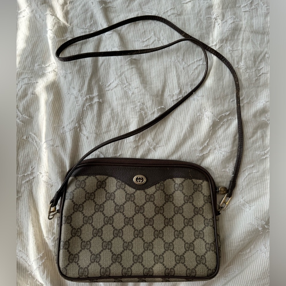 Gucci vintage crossbody